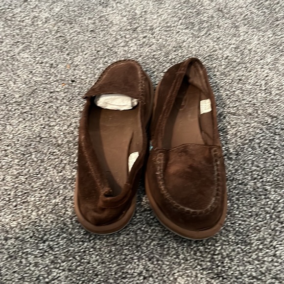 Womens Sanuk brand slip ons size 7 brown suede - Picture 7 of 11